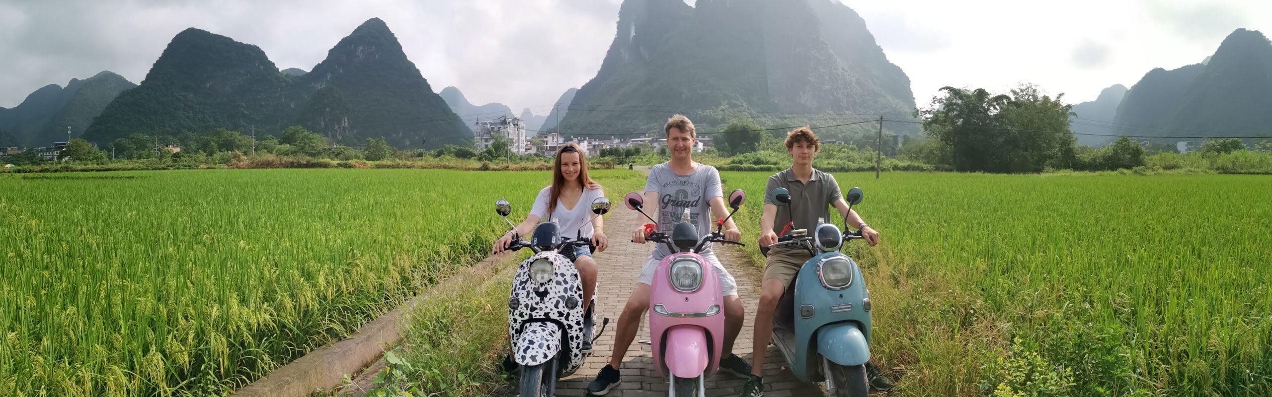 10-Day Family Tour to Beijing, Guilin, and Hong Kong
