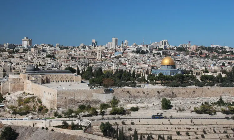 Stand Reverently on the Sacred Mount of Olives